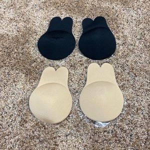 L/XL sticky boob covers